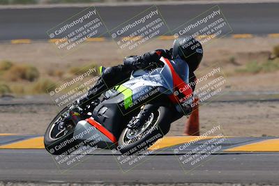 media/Oct-08-2022-SoCal Trackdays (Sat) [[1fc3beec89]]/Turn 14 (1050am)/